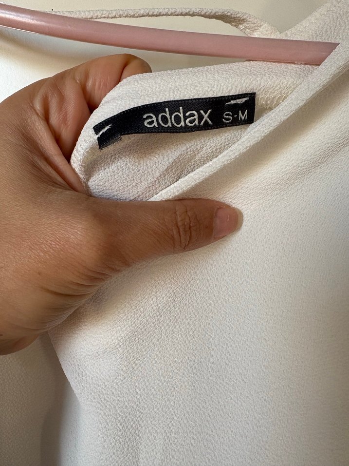 V-Yaka Kısa Kollu Beyaz Kadın Bluz - Görsel 3