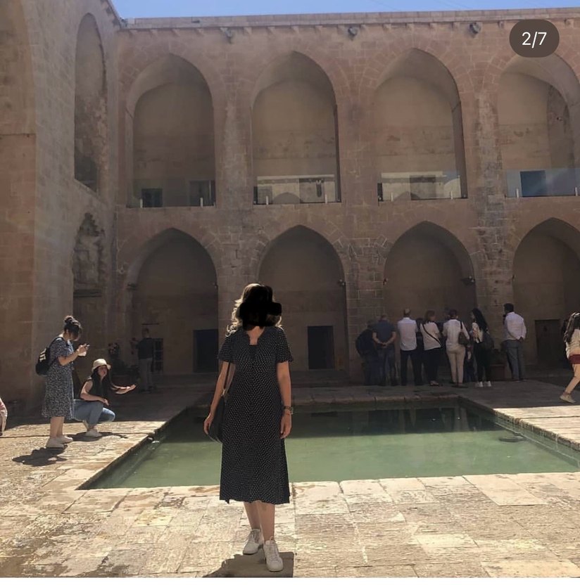 Düğmeli Siyah Puantiyeli Uzun Elbise - Görsel 3