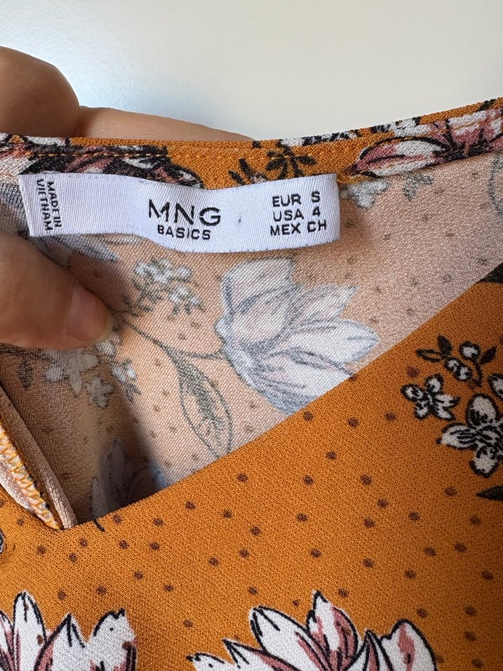 Kahverengi Çiçekli Askılı Midi Elbise - Görsel 2