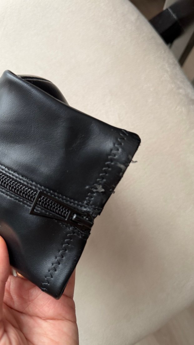 Siyah Deri Tokalı Kadın Topuklu Bot - Görsel 3