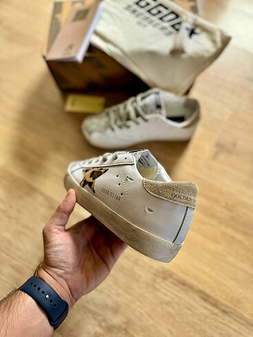 37 Beden çeşitli Renk Golden Goose Superstar