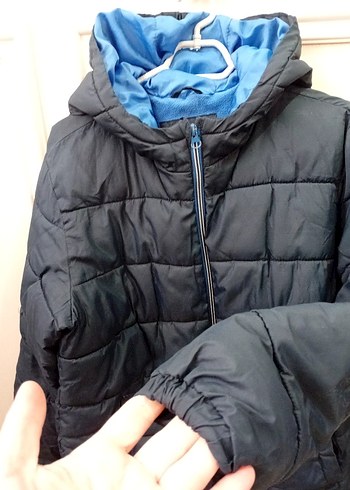 Erkek Çocuk Mavi Fermuarlı Kapüşonlu Mont - Görsel 3