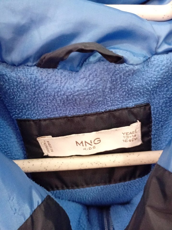 Erkek Çocuk Mavi Fermuarlı Kapüşonlu Mont - Görsel 4