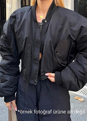 Bomber Crop Mont 