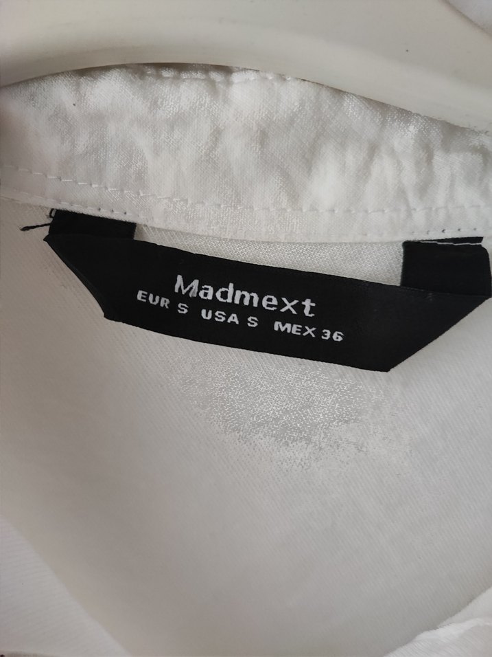 Düğmeli Beyaz Keten Kadın Gömlek - Görsel 5