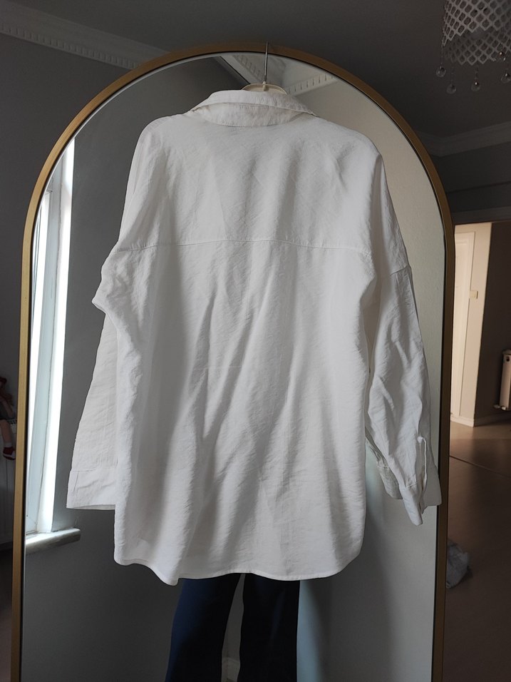 Düğmeli Beyaz Keten Kadın Gömlek - Görsel 3