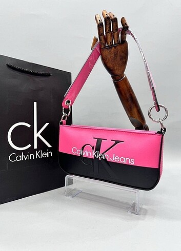 Calvin klein Ölçüler 13x27 cm 