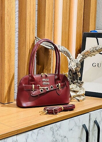 Miu miu kol çantası