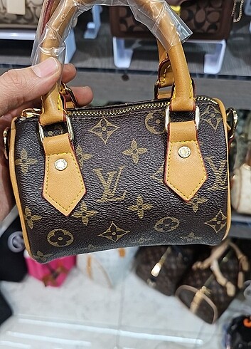  Beden Louis Vuitton Nano spedy 10x16 cm