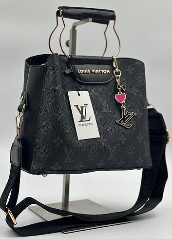 Louis Vuitton kol çantası renkler mevcut sağ kaydırın 