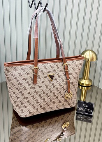 Beden beyaz Renk Guess Kova Model 6 Rengiyle Stoklarımızda Ölçüleri: 42x24