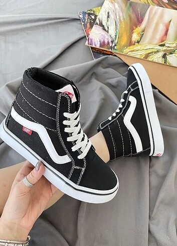 vans spor ayakkabi