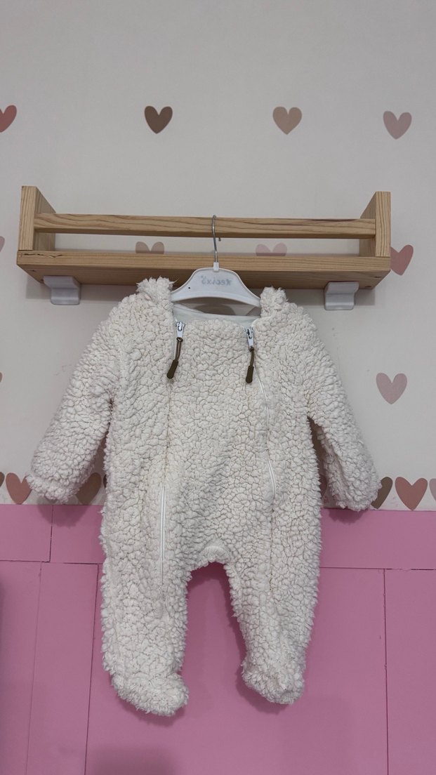 Beyaz Kürklü Bebek Kız Tulumu - Görsel 2