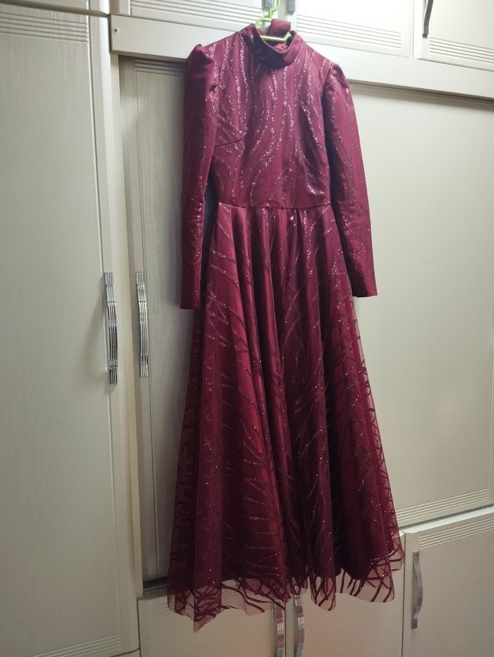 Bordo Uzun Kollu Drapeli Kadın Abiye - Görsel 5