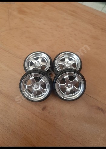 1.18 Diecast SSR jant
