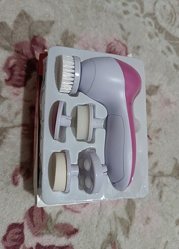 5 iN 1 Pilli Yüz Temizleme Masaj Cilt Bakım Siyah Nokta Temizlem