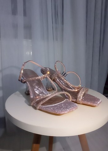 Diğer Pembe Parlak Yılan Desenli Stiletto Topuklu Kadın Ayakkabı