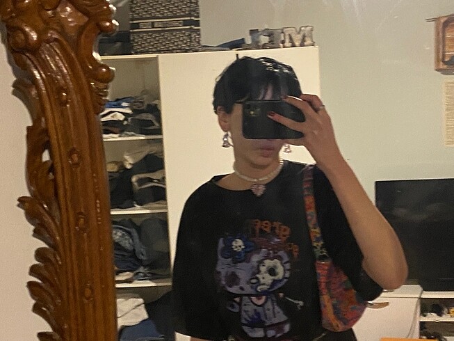 Hello kitty tişört siyah gothic hello kitty