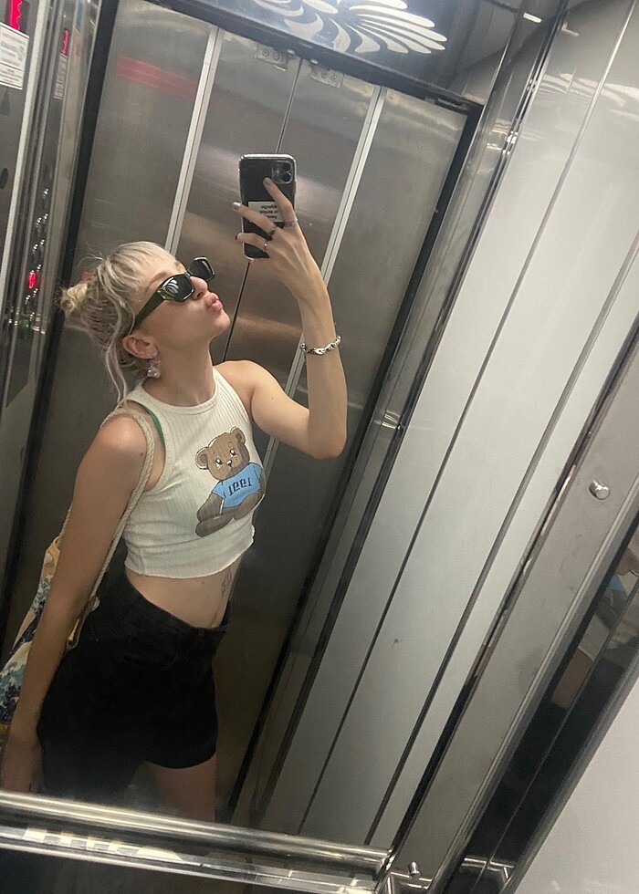 Ayıcık üst crop tarzında - Görsel 2