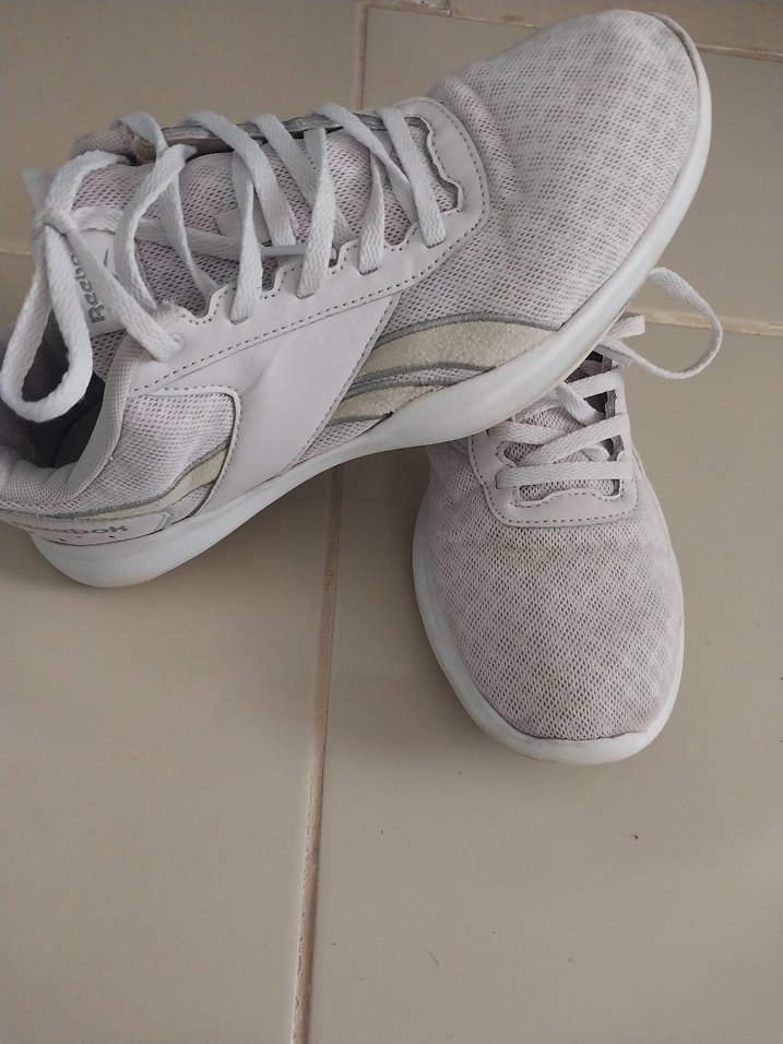 Reebok Gri Bağcıklı Kadın Spor Ayakkabı - Görsel 2