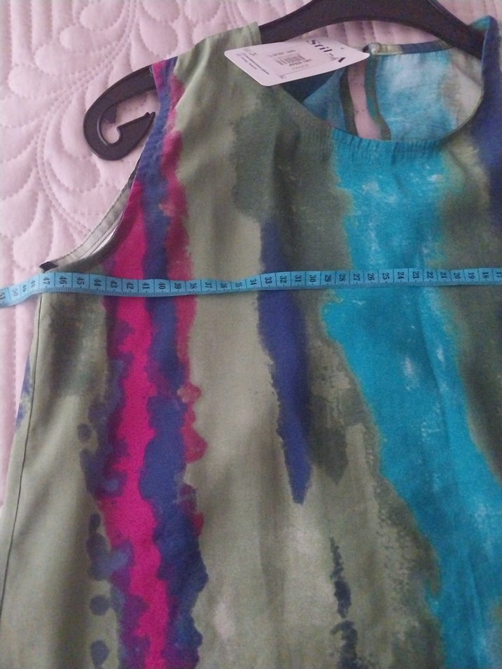 Drapeli Kolsuz Mini Batik Desenli Tunik - Görsel 4