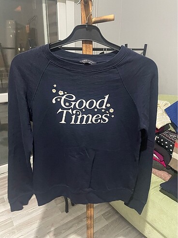 M&S sweatshirt