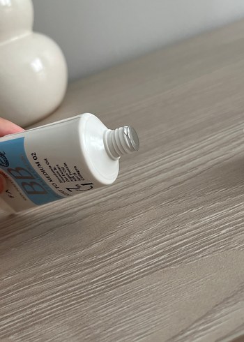 Farmasi Açık Ten BB Krem - Görsel 4