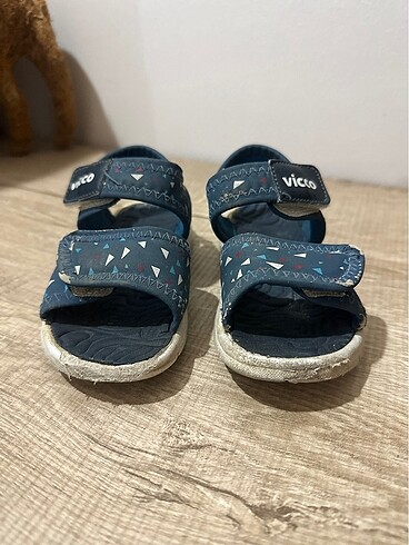25 Beden Vicco erkek çocuk sandalet