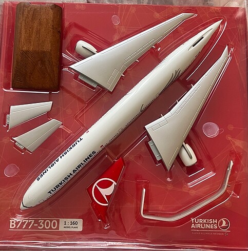  Beden Thy Boeing 777-300 1/160 Uçak Maketi