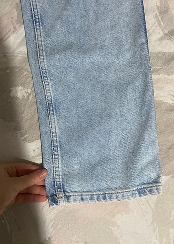 Yırtık Detaylı Bol Kesim Midi Kot Pantolon - Görsel 2