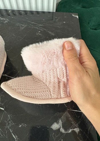 Kız Çocuk Pudra Peluş Detaylı Ev Terliği - Görsel 5