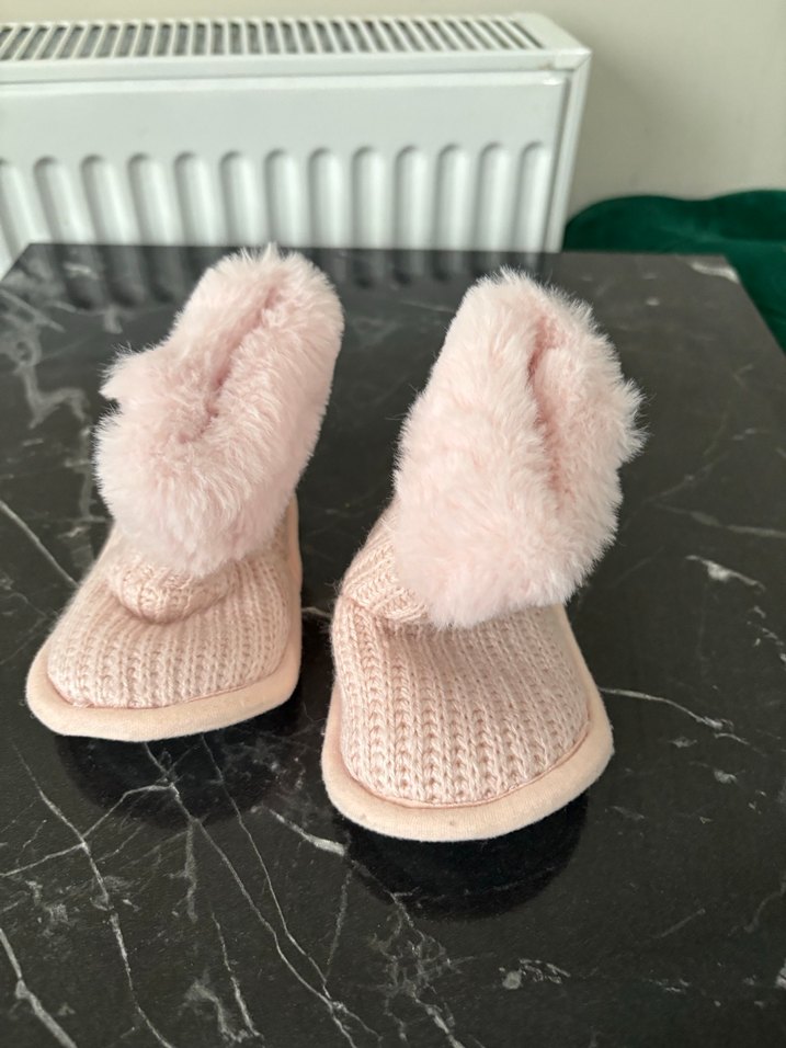 Kız Çocuk Pudra Peluş Detaylı Ev Terliği - Görsel 2