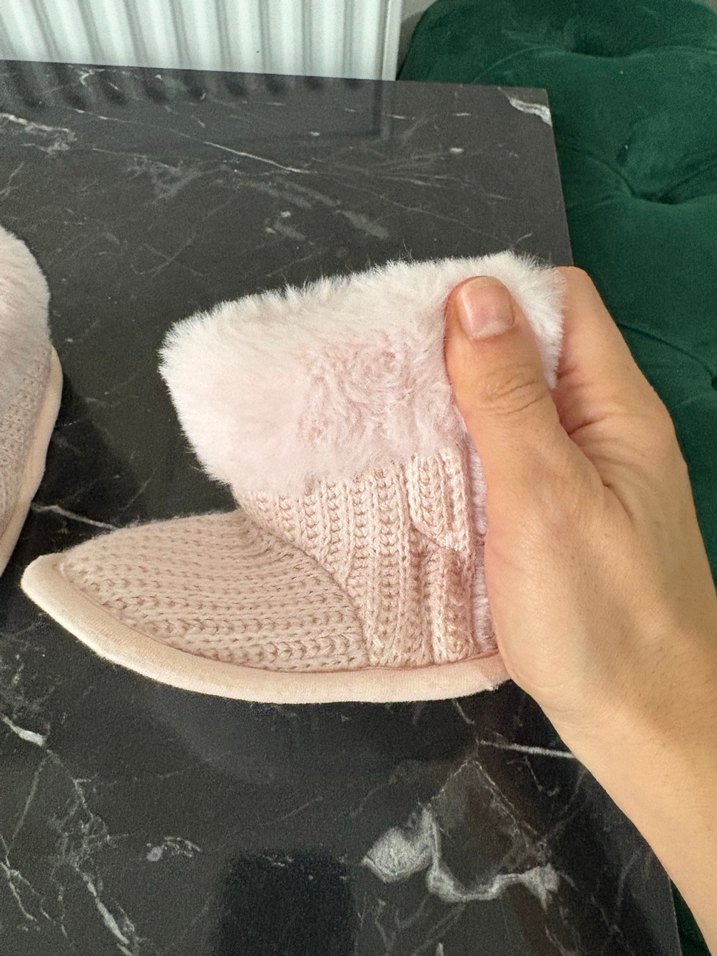 Kız Çocuk Pudra Peluş Detaylı Ev Terliği - Görsel 5