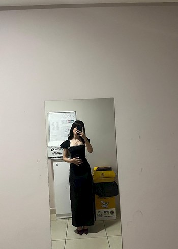 Siyah Midi Straplez Ofis Elbisesi