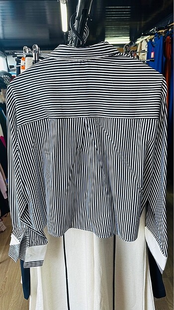 xl Beden Çizgili Poplin Gömlek Crop İhraç Fazlası