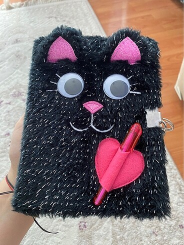 Beden Kedi şeklinde kalemli defter