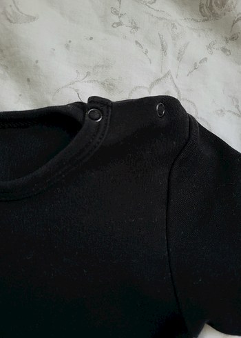 Siyah Kısa Kollu Bebek Tulum - Görsel 3