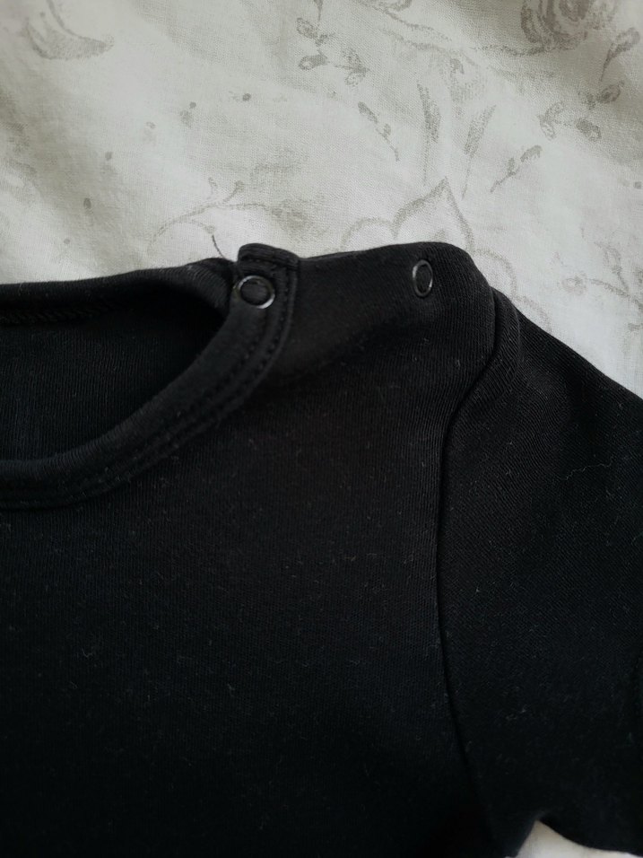 Siyah Kısa Kollu Bebek Tulum - Görsel 3