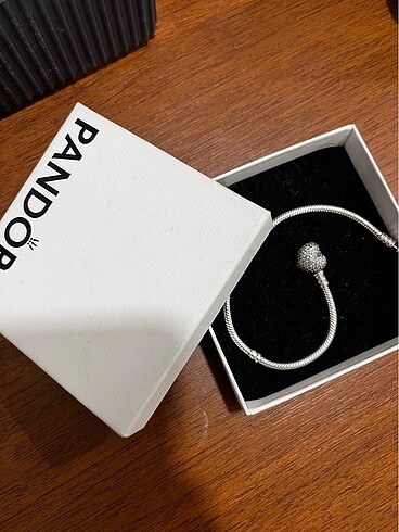Beden Kalpli taşlı orijinal pandora 19 cm