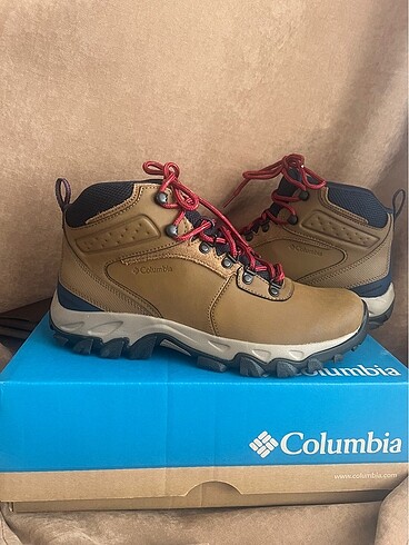 Columbia waterproof bot