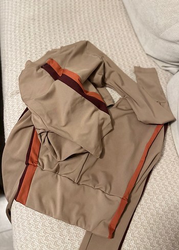 Bej Uzun Kollu Crop ve tayt takım - Görsel 6