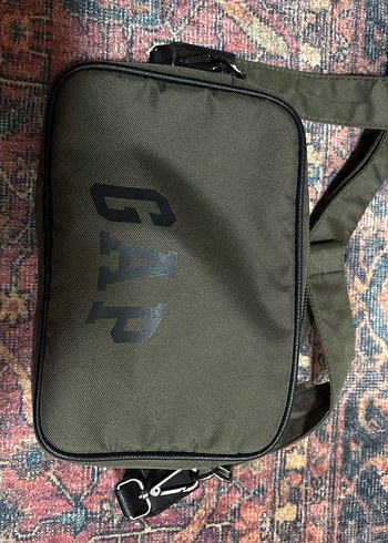 GAP Yeşil Fermuarlı Omuz Çantası