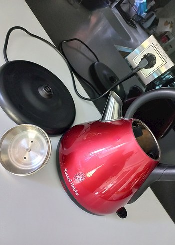 Diğer Russell Hobbs Kırmızı Elektrikli Su Isıtıcısı