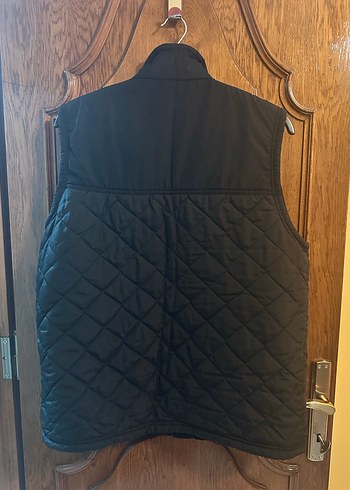 Siyah Renkte Yelek - Görsel 2