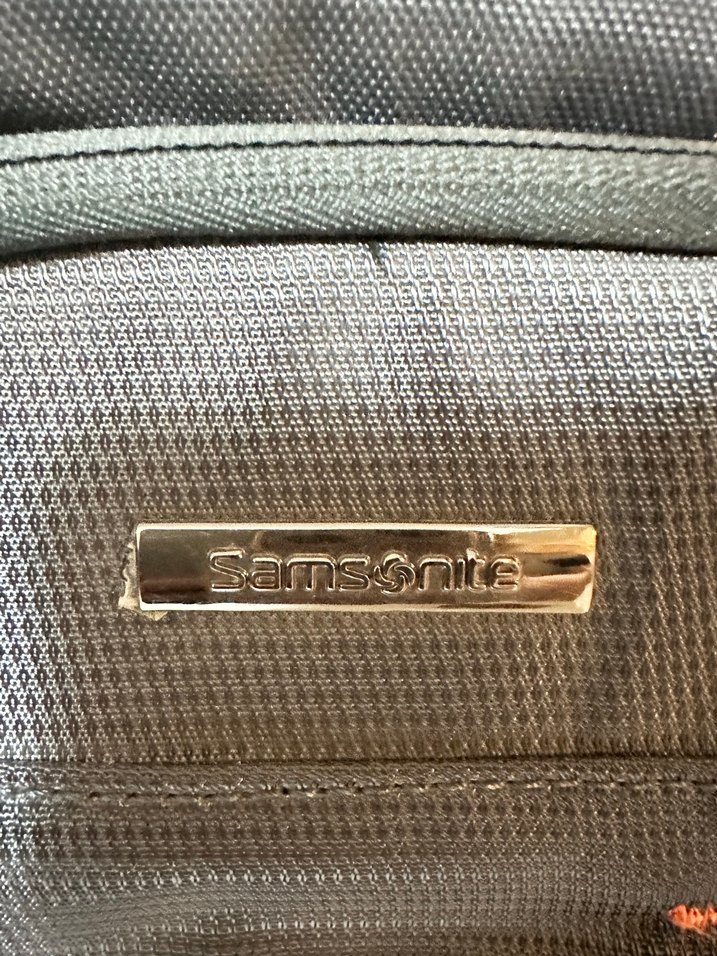 Samsonite Marka, Gri Renkte Sırt Çantası - Görsel 2