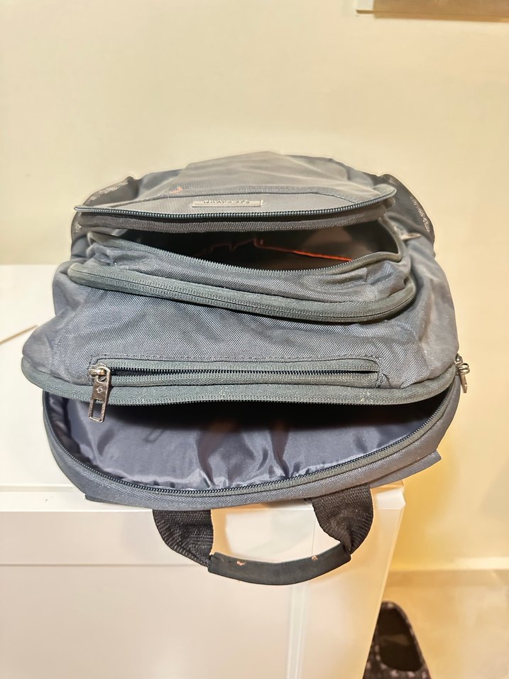 Samsonite Marka, Gri Renkte Sırt Çantası - Görsel 4