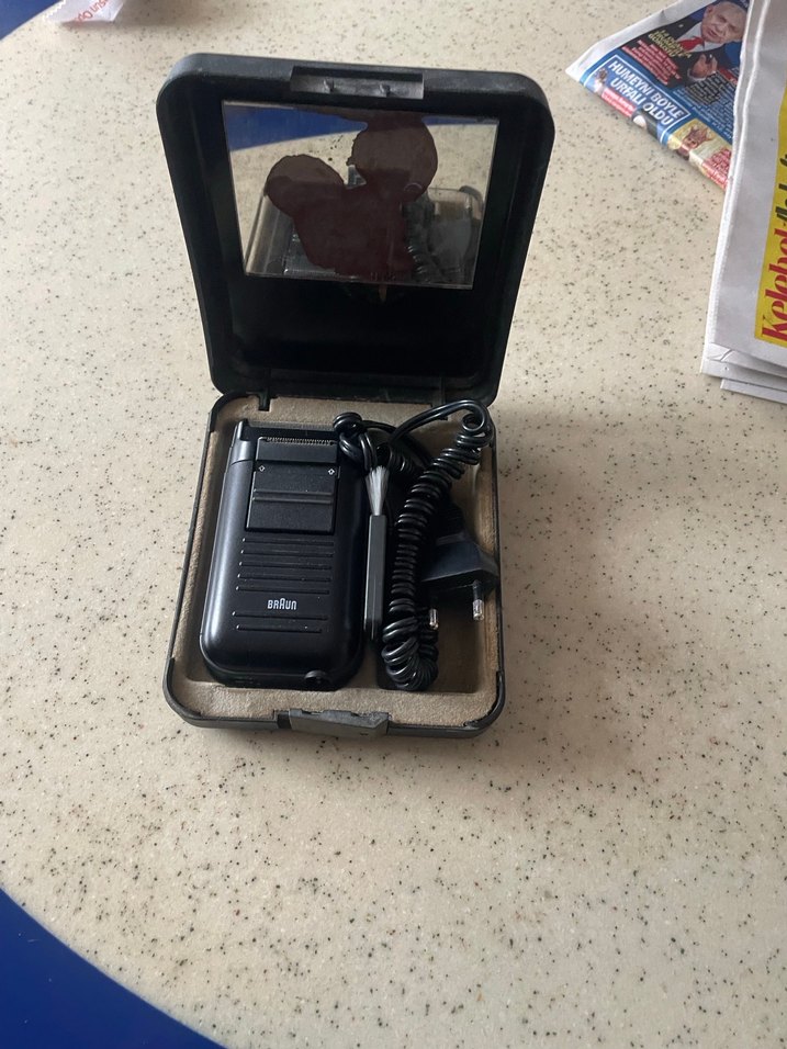 Braun Siyah Elektrikli Tıraş Makinesi - Görsel 3