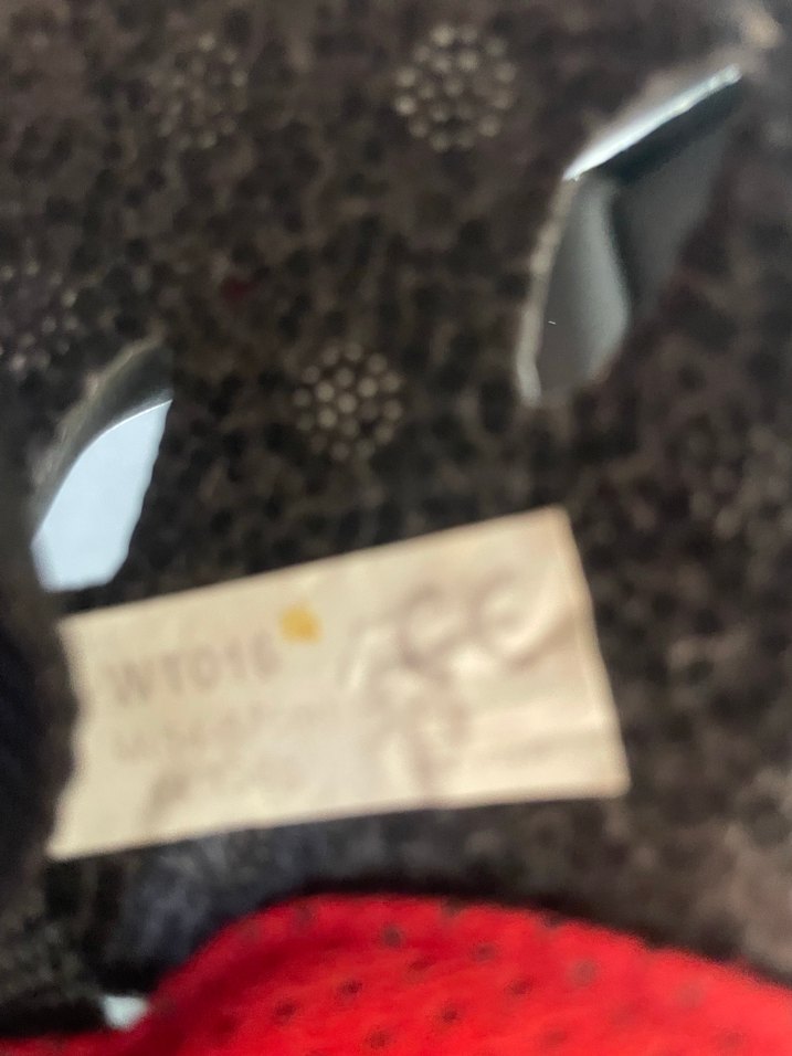 Kırmızı Baskılı Bisiklet Kaskı - Görsel 4