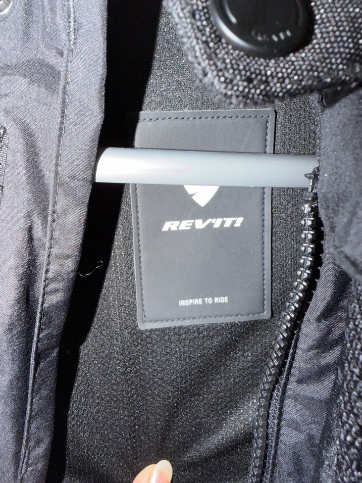 Siyah Revıt orjinal motorcu montu - Görsel 5