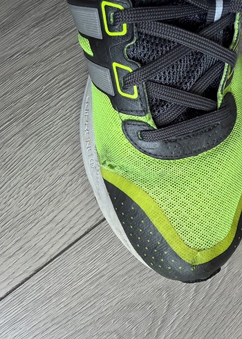 Gri ve Sarı Bağcıklı Erkek Koşu Ayakkabısı - Görsel 5